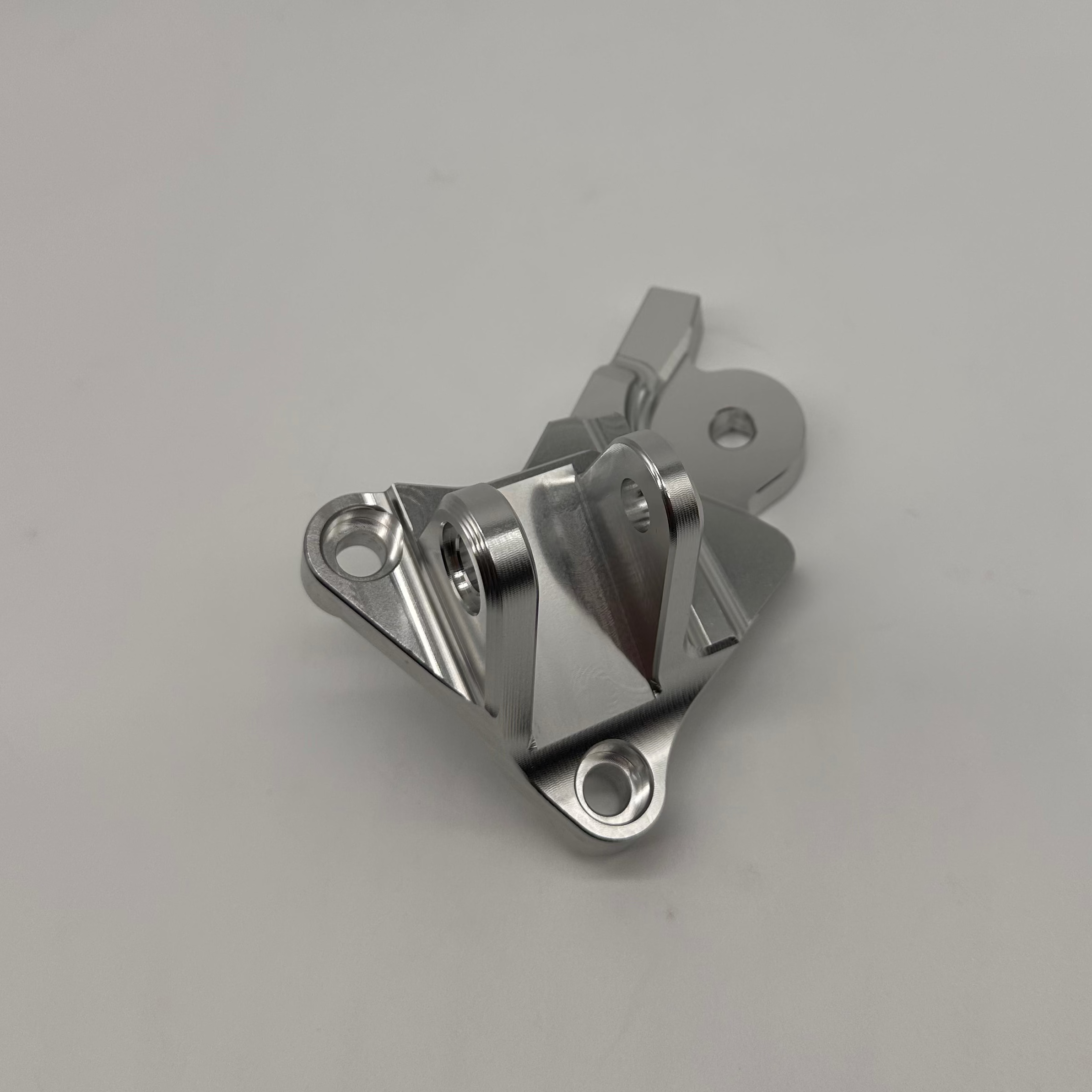 Fußrastenaufnahme links | SurRon UltraBee