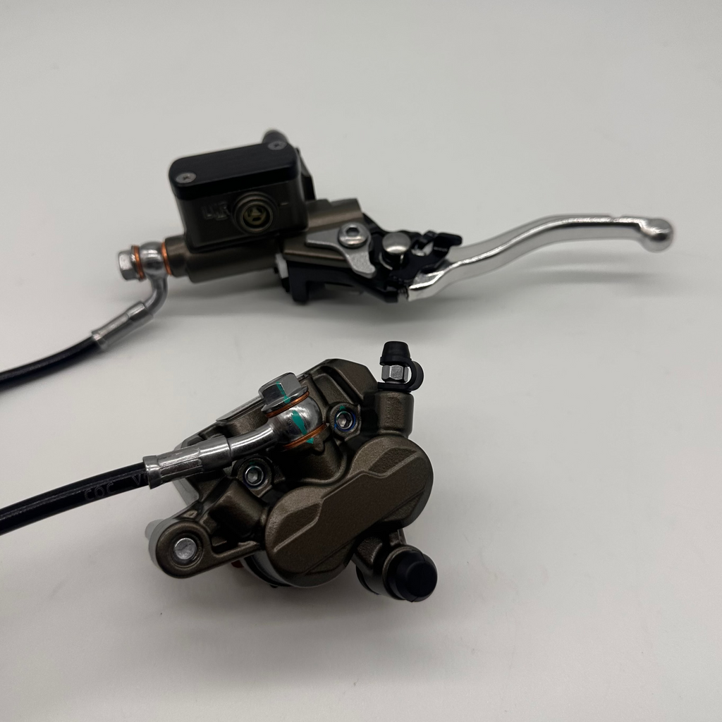 Surge Racing Hinterbremse | UltraBee Bremsniveau